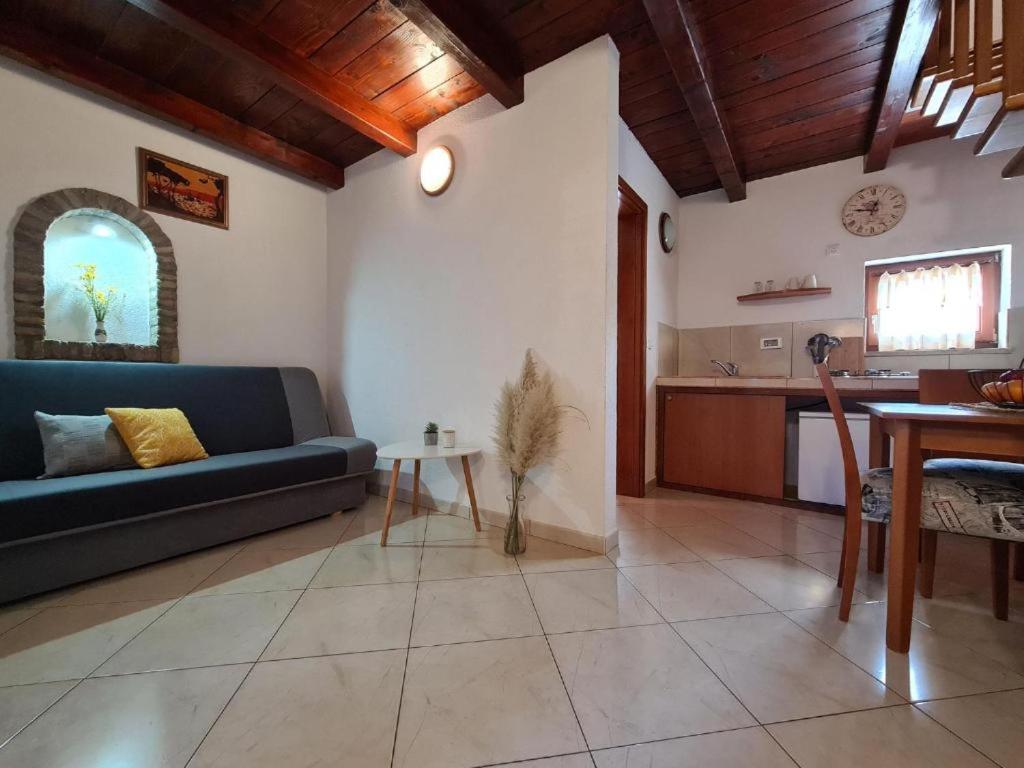 Fotografia z galérie ubytovania Apartmani Dorma v destinácii Vidulini
