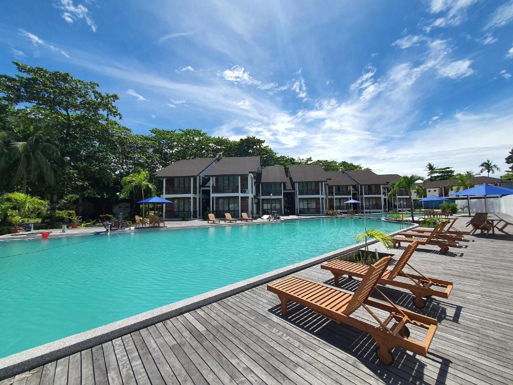 Bazén v ubytování Borneo Divers Mabul Resort nebo v jeho okolí