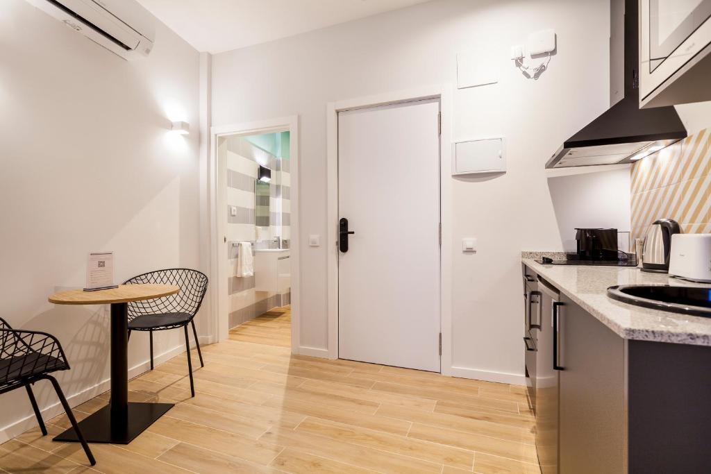 Apartamentos Líbere Valencia Jardín Botánico, Valencia ...