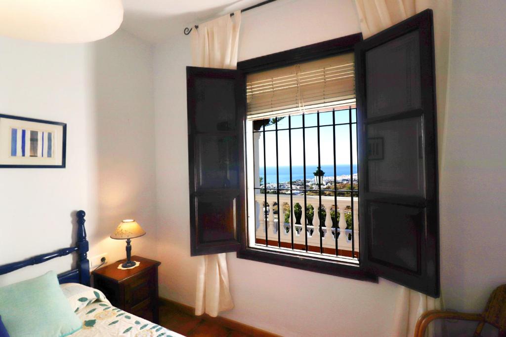 Postel nebo postele na pokoji v ubytování Villa Hermoso SpainSunRentals 1146