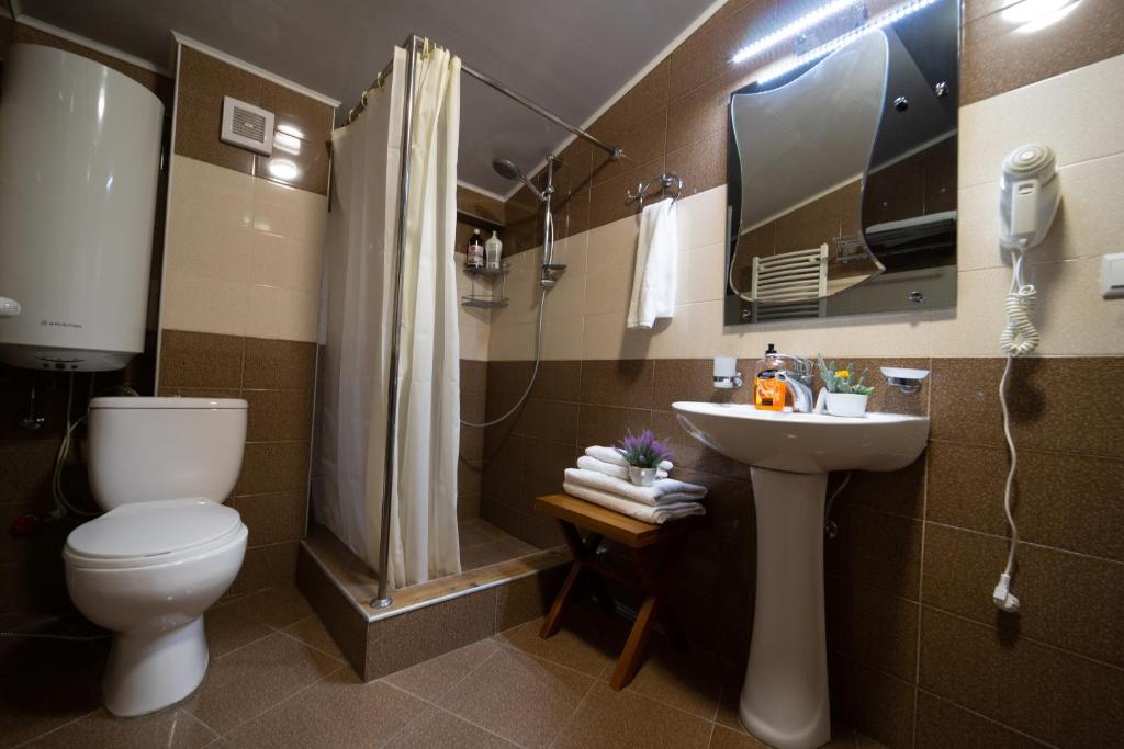 Koupelna v ubytování 2-room Apartment NFT Gudauri Penta 501