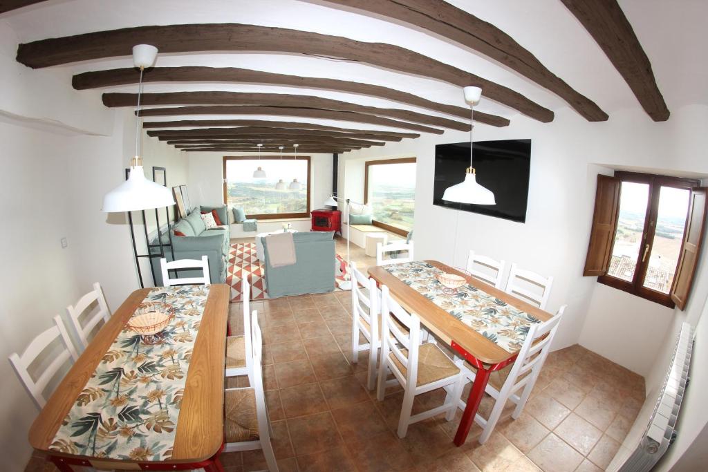 Televízia a/alebo spoločenská miestnosť v ubytovaní La Casa del Cura