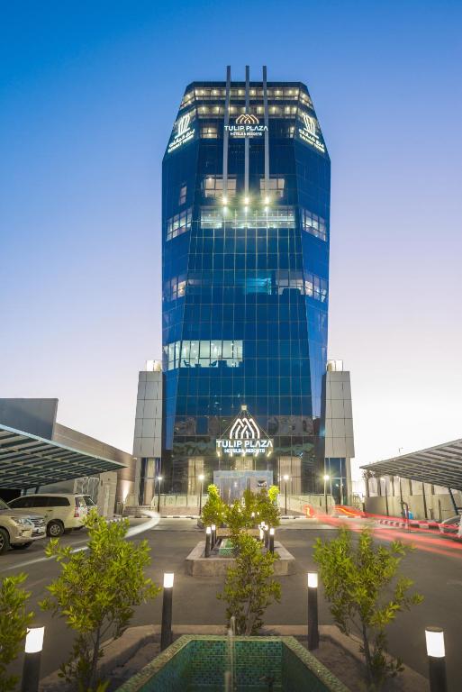 Suitetrails - Tulip Plaza Hotel