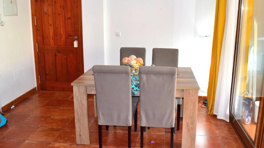 Fotografie z fotogalerie ubytování Apartamento con hermoso jardín y AC v destinaci Isla Plana