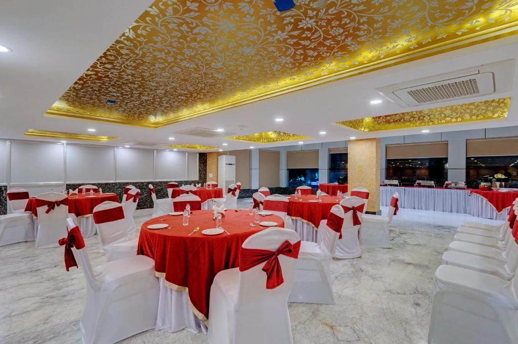 Click Collection Jaipur, Sindhi Camp餐厅或其他用餐的地方