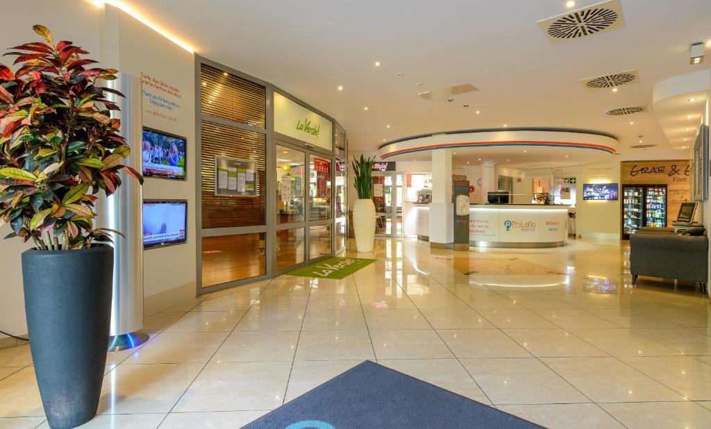 PhiLeRo Hotel Köln - Resim 38