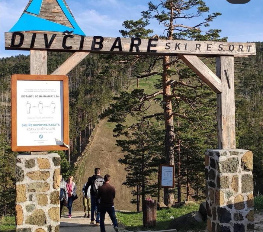 Certifikát, hodnocení, plakát nebo jiný dokument vystavený v ubytování Apartman Mis Divcibare
