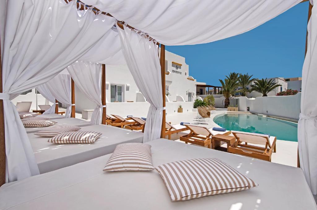 Bazén v ubytování Cavo Bianco Boutique Hotel & Spa nebo v jeho okolí