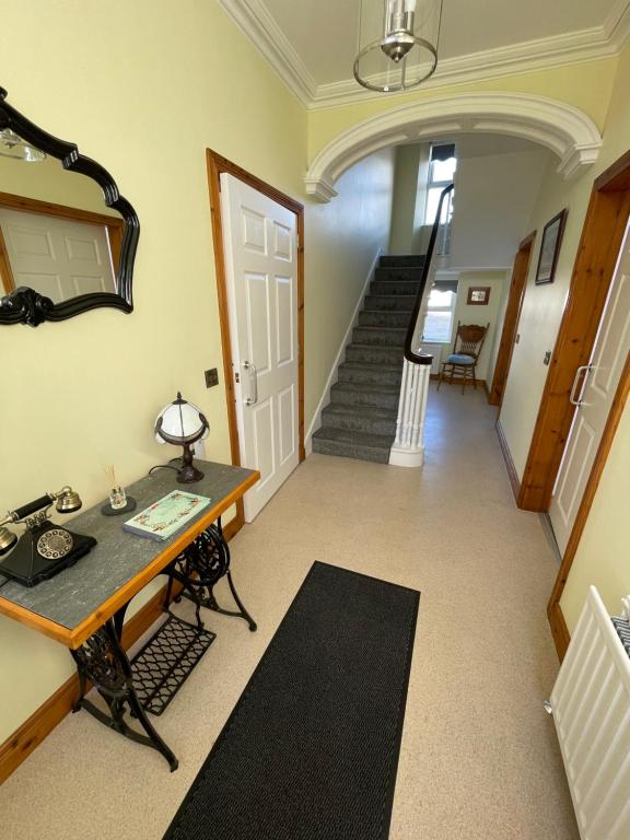 Rose Cottage - Maison De Quatre Chambres