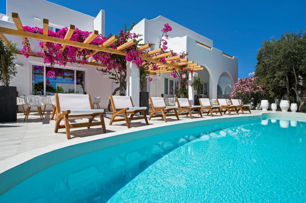 Bazén v ubytování Cavo Bianco Boutique Hotel & Spa nebo v jeho okolí