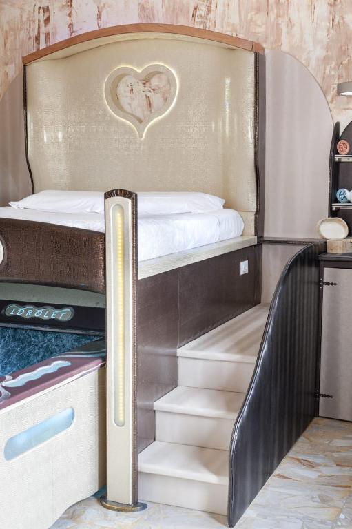 Boutique Roma D'Autore - Il Nido d'Amore - 14