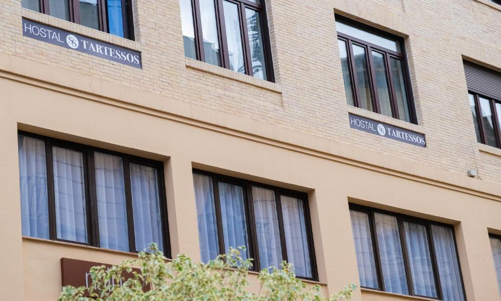 Hostal Tartessos, Valencia – Updated 2023 Prices