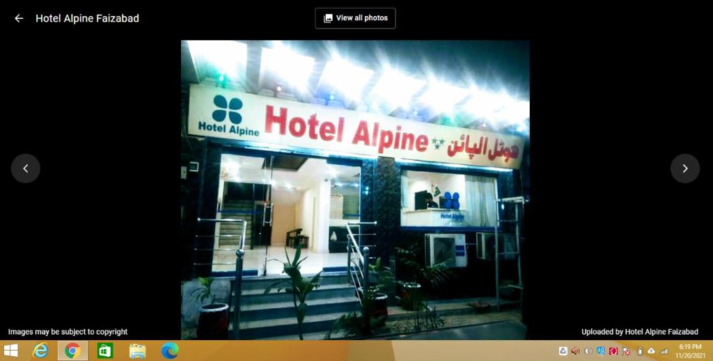Alpine Hotel - Housity