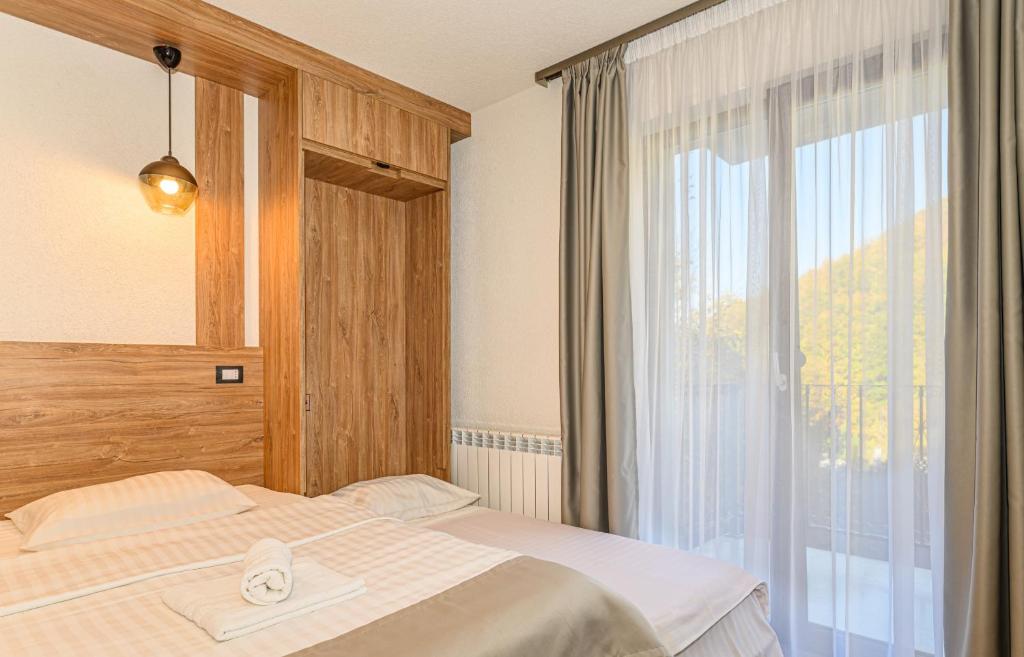 Pensiunea Apuseni Wild - Double Or Twin Room With Spa And Pool Access