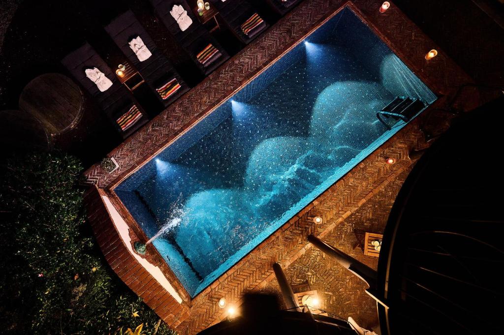 Latroupe Hotel Le Berger - Resim 20