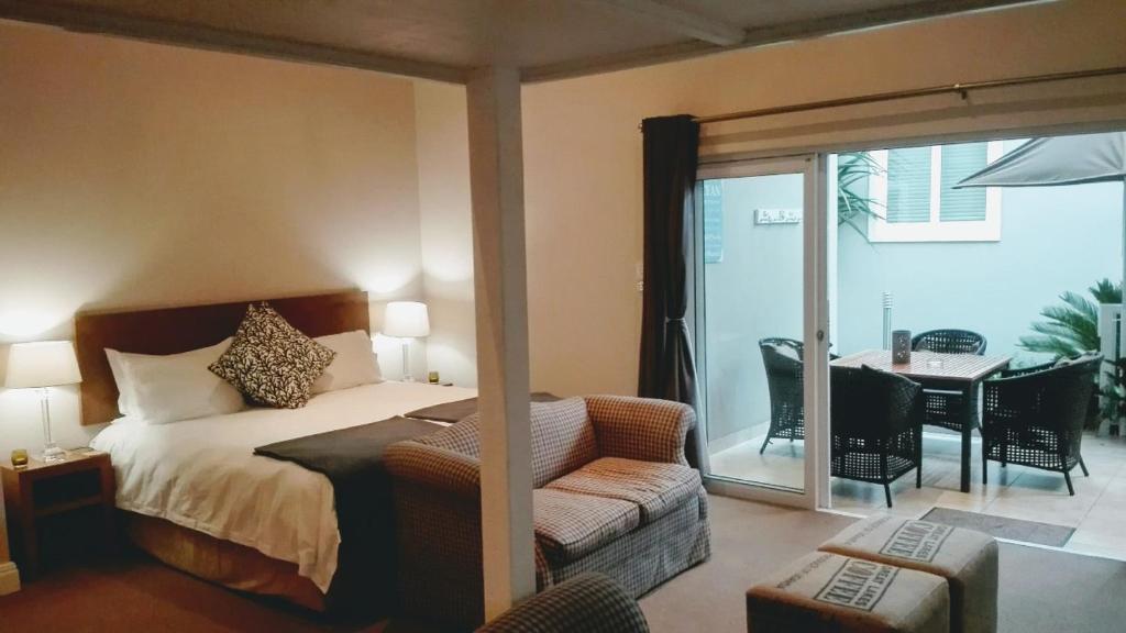 Posezení v ubytování Kowie River Guest House