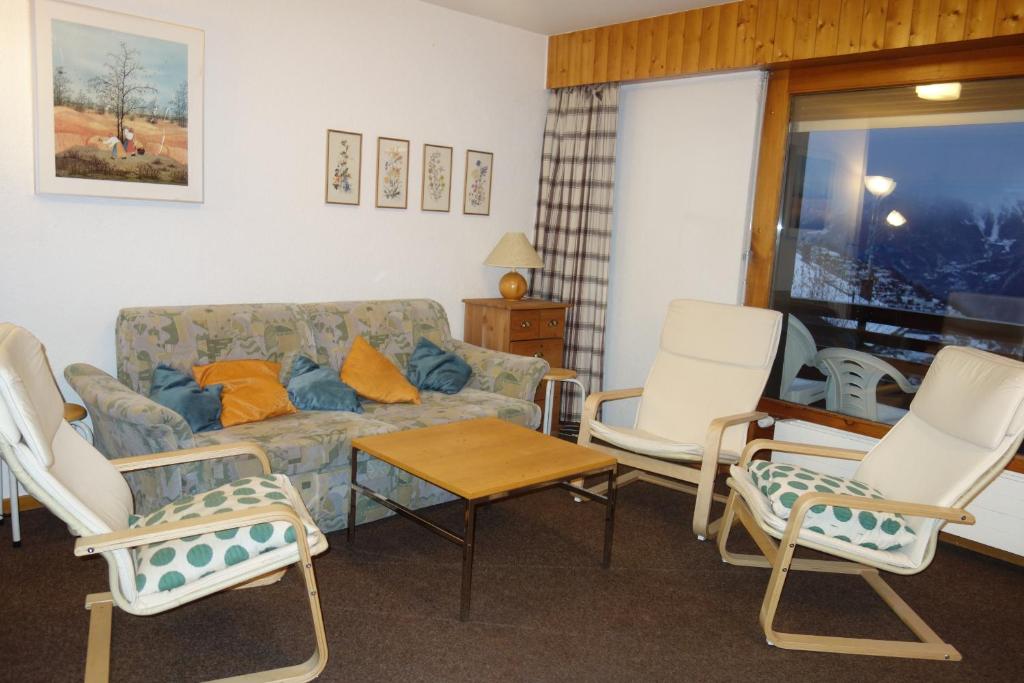 Ein Sitzbereich in der Unterkunft Beaulieu COSY & CENTER apartments