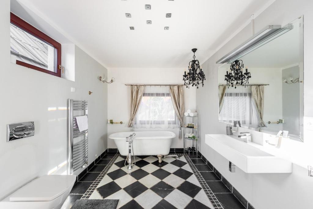 Wellness & SPA boutique Hotel pod lipkami Prague - Resim 32