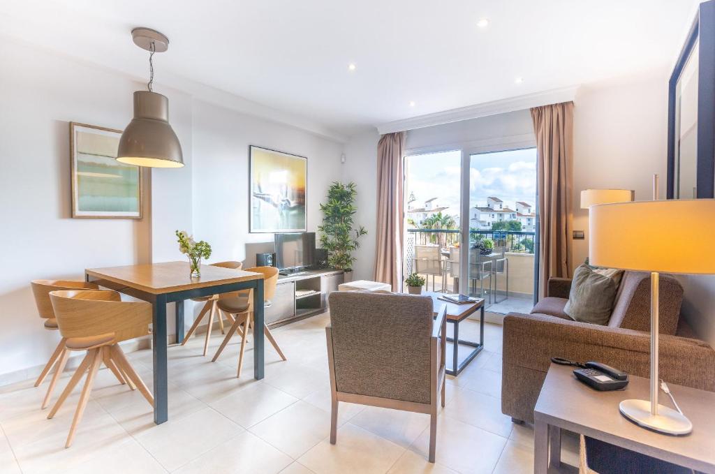 Ramada Residences by Wyndham Costa del Sol Fuengirola, Mijas ...