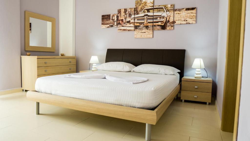 Eka Luxury Two-Bedroom Penthouse - Image 2