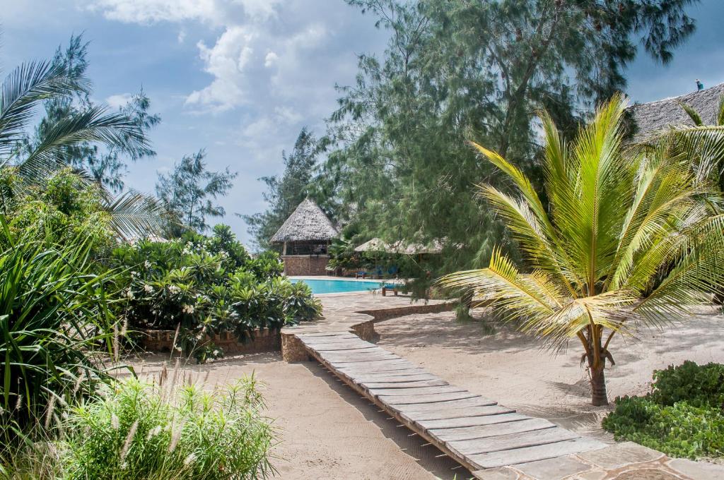 Bazén v ubytování The Charming Lonno Lodge Watamu nebo v jeho okolí