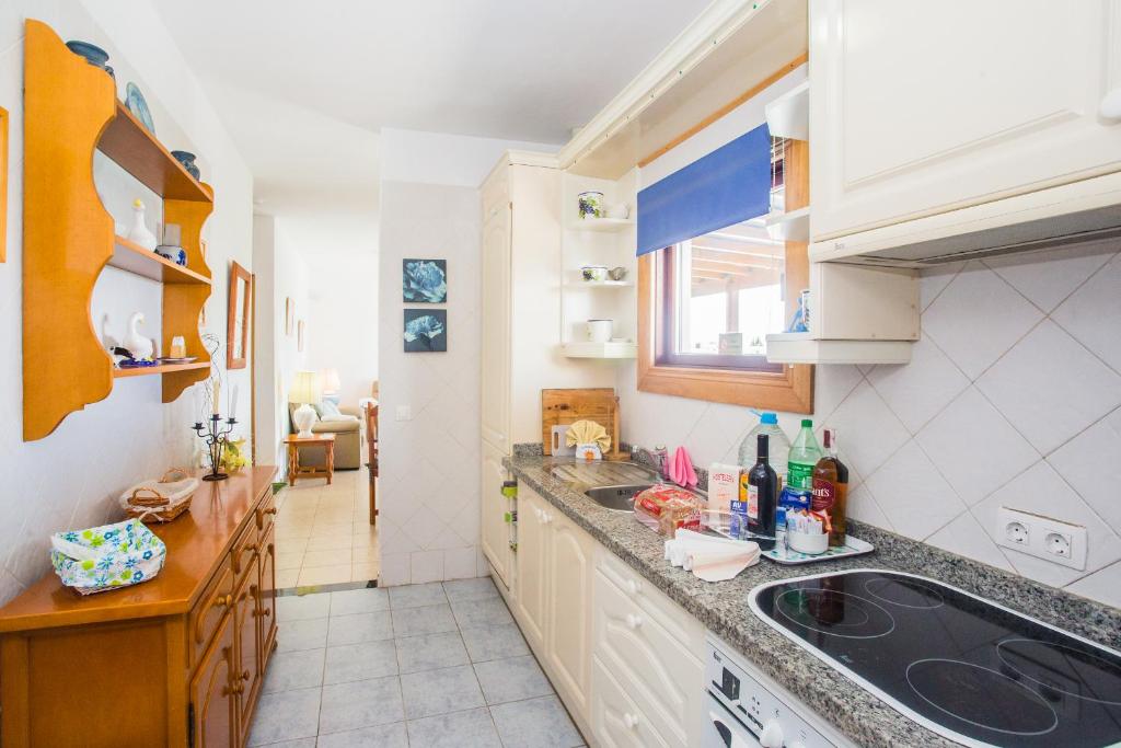 Zdjęcie z galerii obiektu Beautiful 2 Bed Villa with large pool Casa Manana w mieście Playa Blanca