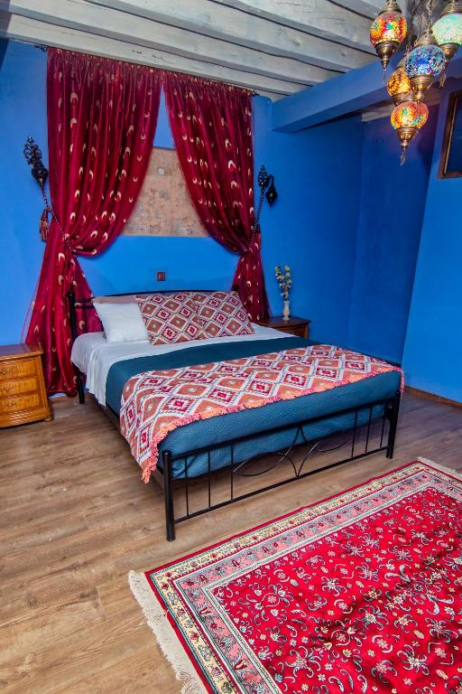 Łóżko lub łóżka w pokoju w obiekcie Fatma Hanoum boutique hotel