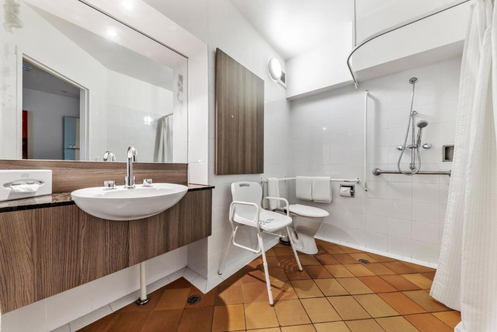 Koupelna v ubytování Novotel Darwin CBD