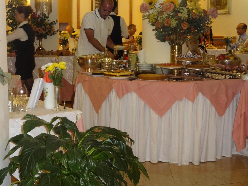 Hosté ubytování Hotel Pontechiesa