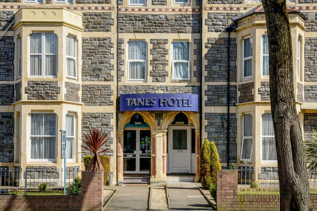 Gallery image of Tanes Hotel in Cardiff