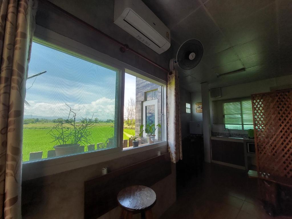 JaiSabai Homestay - 标准双人室山上景观