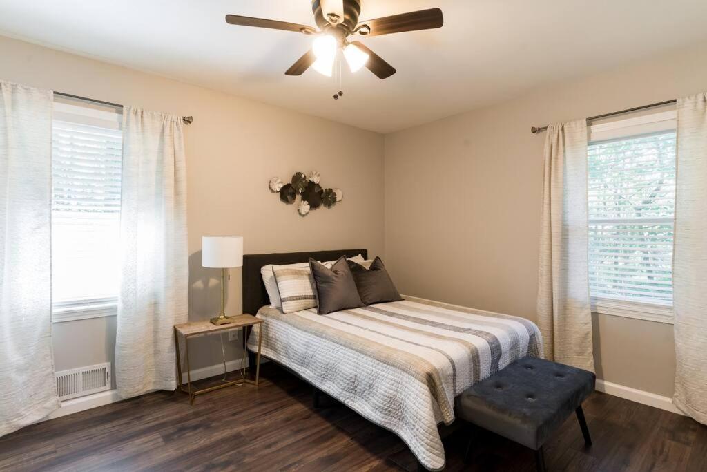 craigslist college station pets by owner Deshawn Swann