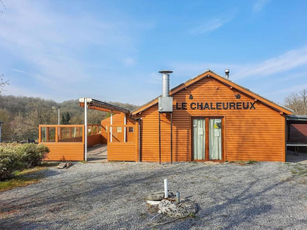 Cosy chalet not far from Durbuy and in the middle of nature, Somme-Leuze –  Tarifs 2024