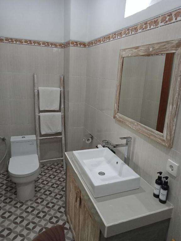 The Ganesha Homestay - 5