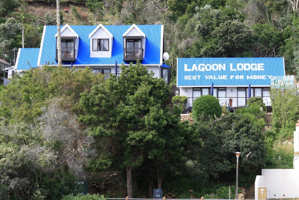 クニスナにあるLagoon Lodgeのギャラリーの写真
