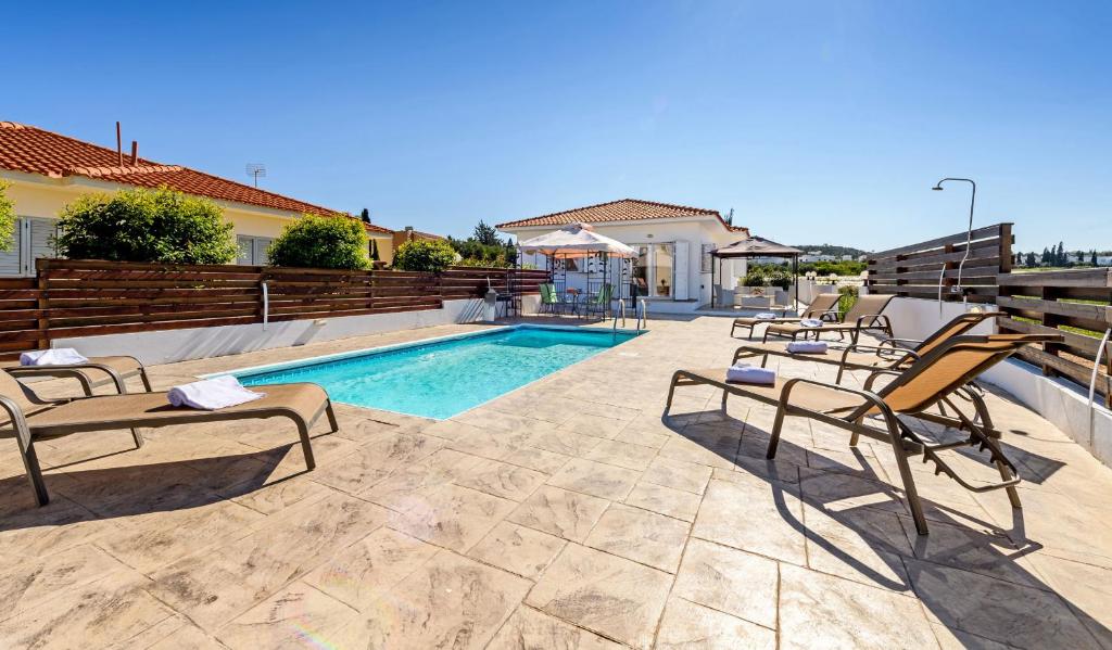 Sunset Villa Protaras - Housity