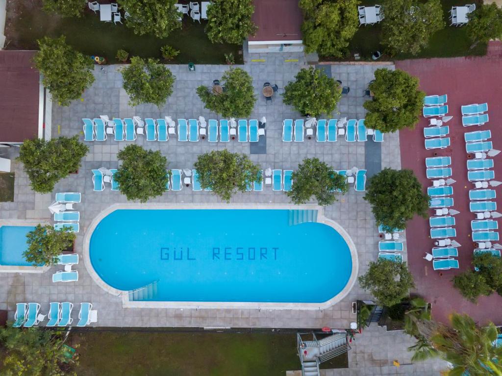 Bazén v ubytování Armas Gul Beach nebo v jeho okolí