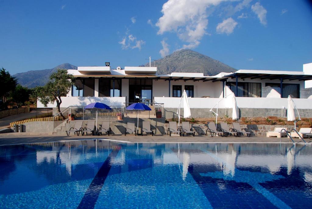 Bazén v ubytování Samothraki Beach Boutique Hotel nebo v jeho okolí