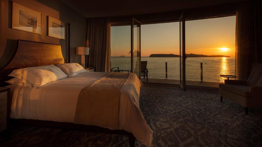 Royal Blue Hotel - Resim 44