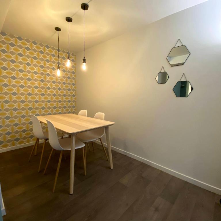 Fotografie z fotogalerie ubytování Au 10 Bed & Breakfast v destinaci Luisant