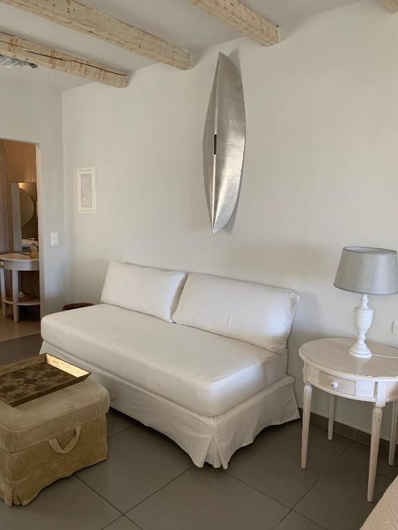 Postel nebo postele na pokoji v ubytování Speires suites