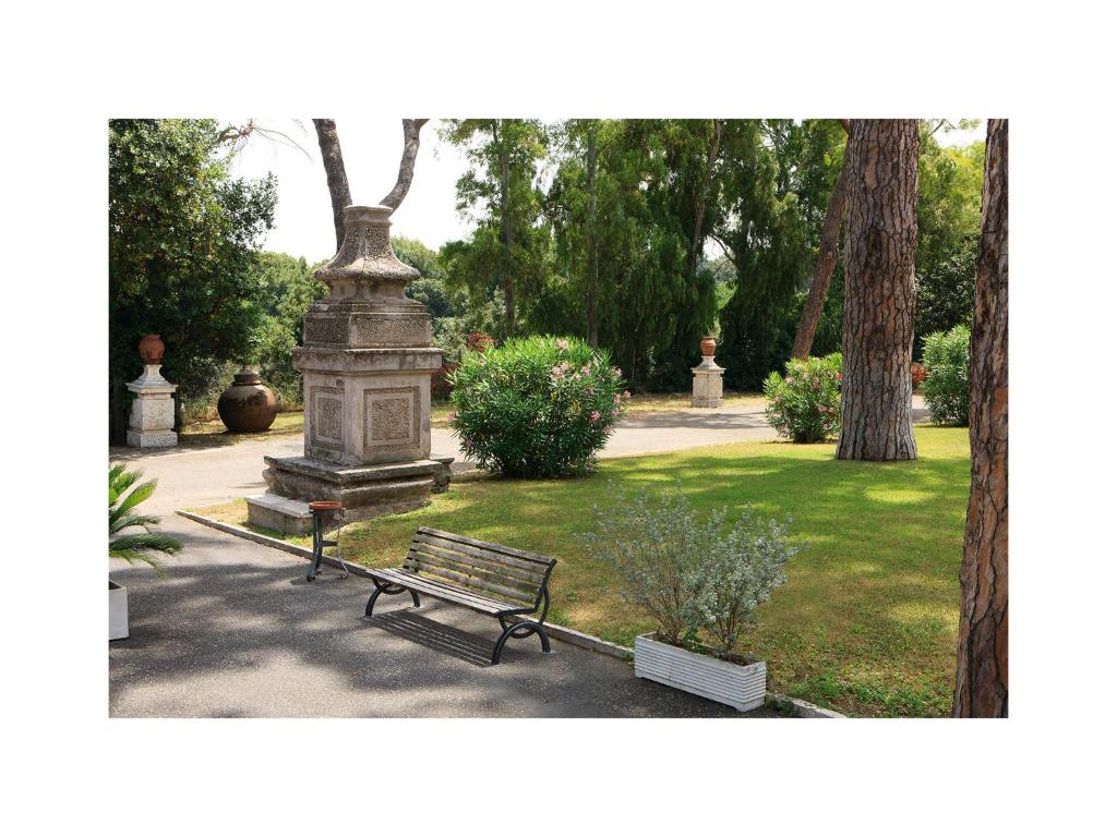 TH Roma - Carpegna Palace - Resim 44