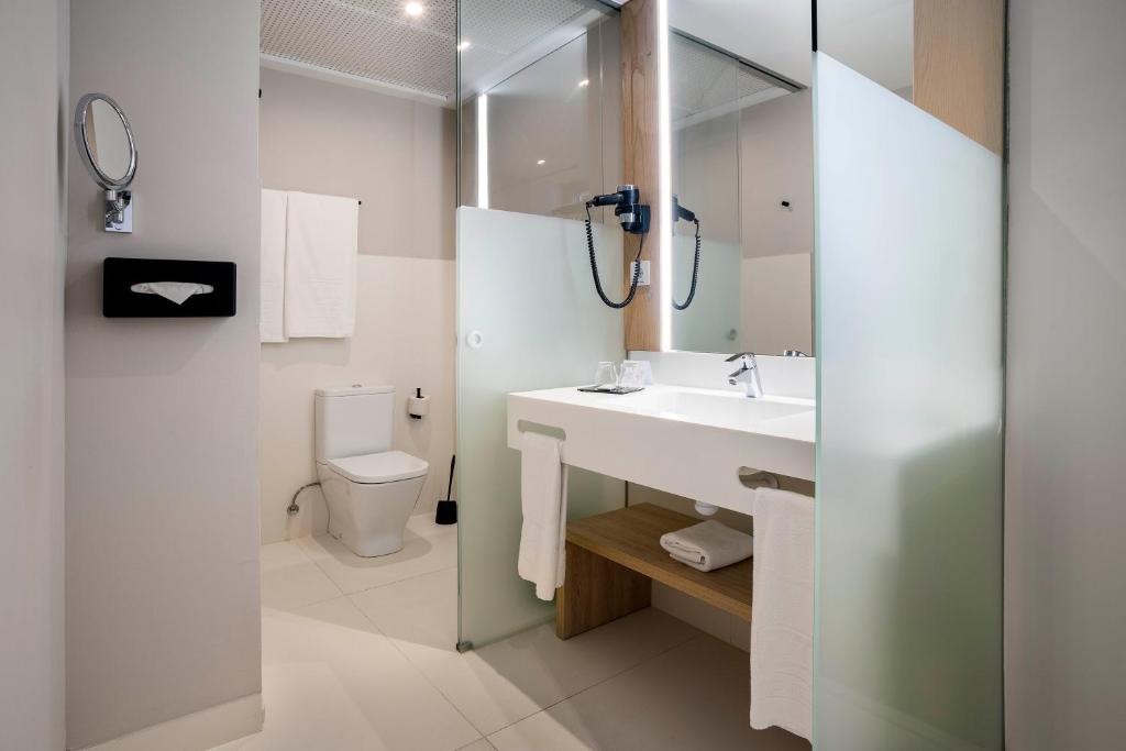 Koupelna v ubytování Golden Hotel Barcelona