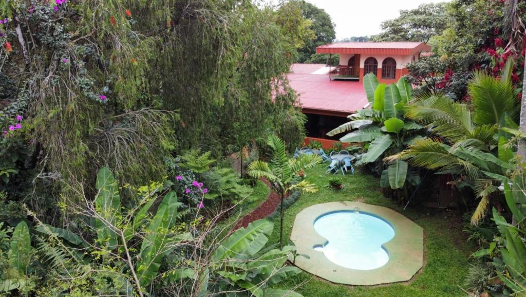 Vista de la piscina de Villa Pacande B&B and Suites o alrededores