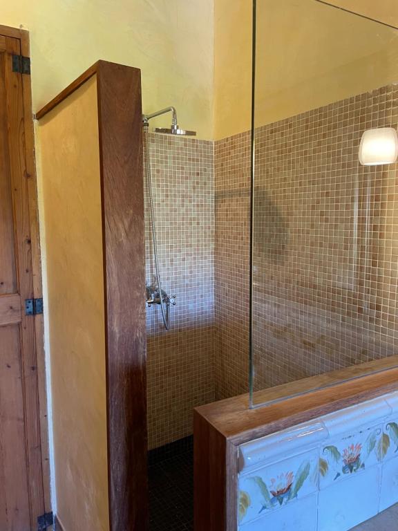 Kúpeľňa v ubytovaní Can Garrova - Villa espectacular con piscina