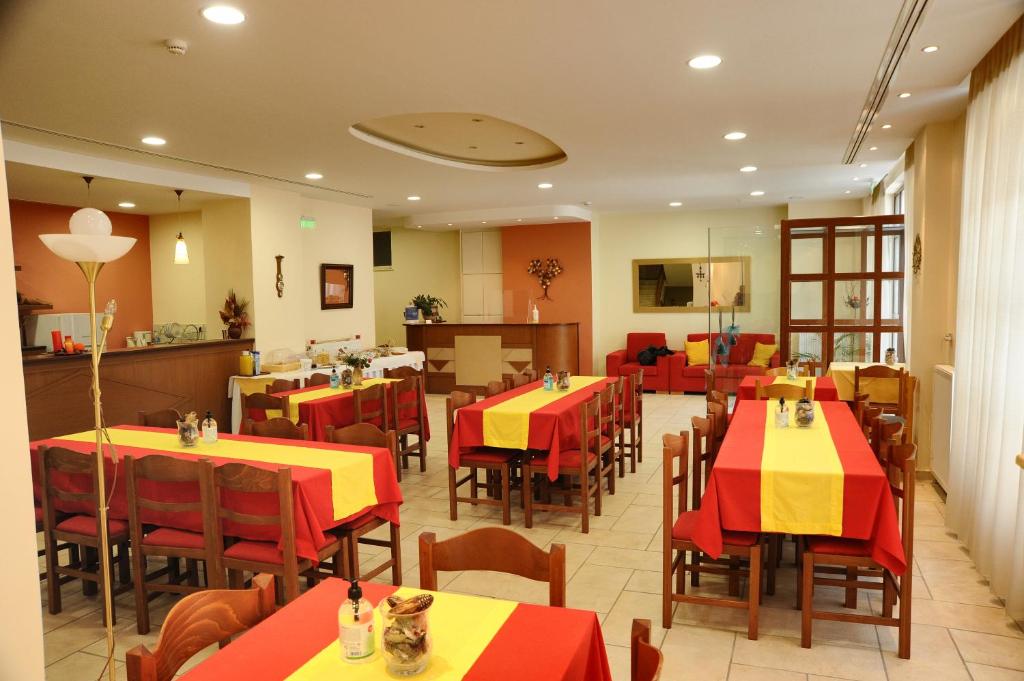 Restaurace v ubytování Castri Hotel