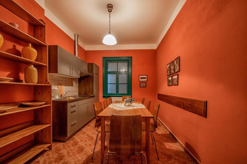 Hotel zur Henne - Appartement De Vacances 2 Chambres
