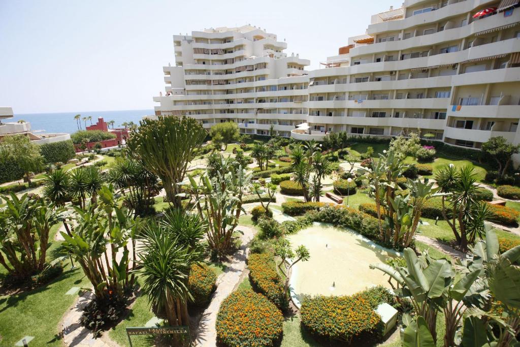 Apartment Luxury BenalBeach, Benalmádena, Spain - Booking.com