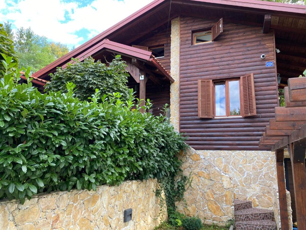 4TREES Holiday House - Four-Bedroom House