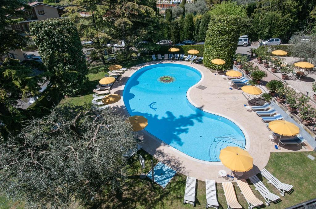 Bazén v ubytování Hotel Continental nebo v jeho okolí
